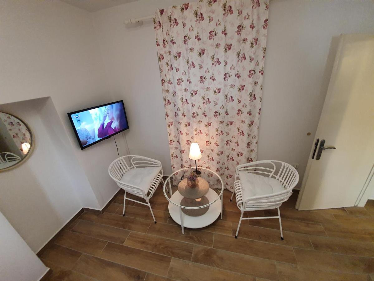 Rustic House Diklo 20M From The Sea Apartment Zadar Exterior photo